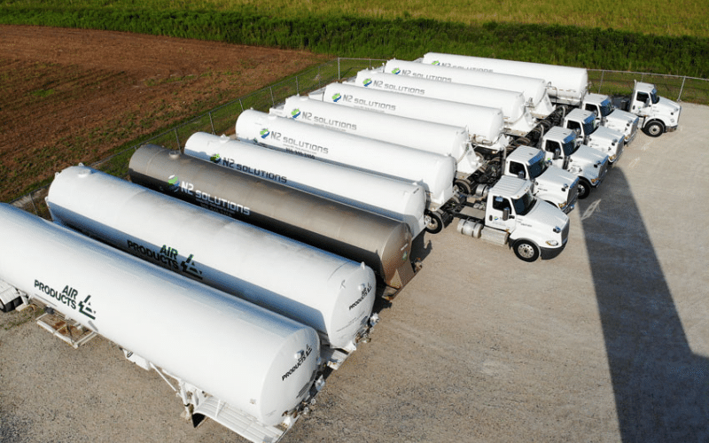 Fleet of 10 nitrogen tanks ready to be transported
